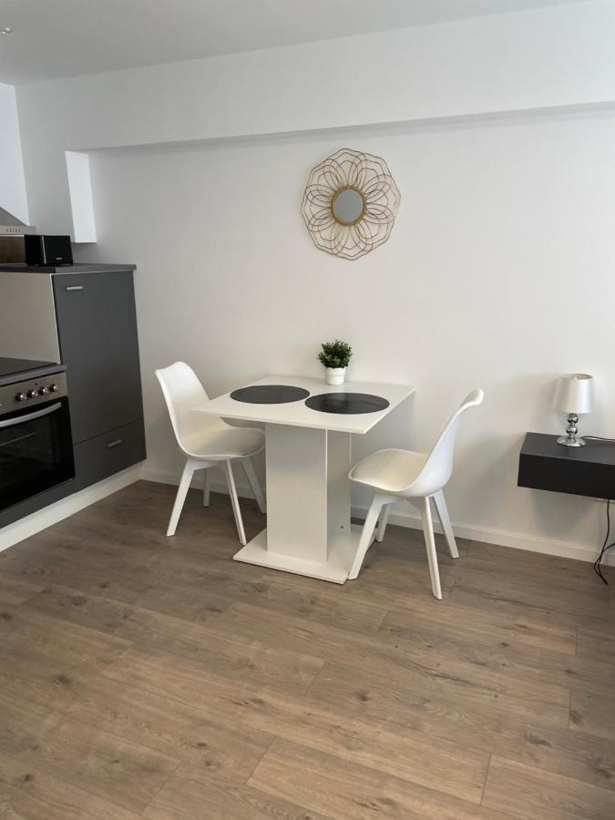 Ferienwohnung Prime Host Dream Deluxe Karlsruhe Exterior foto